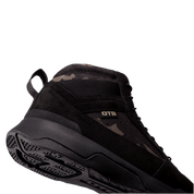 #color_black-suede